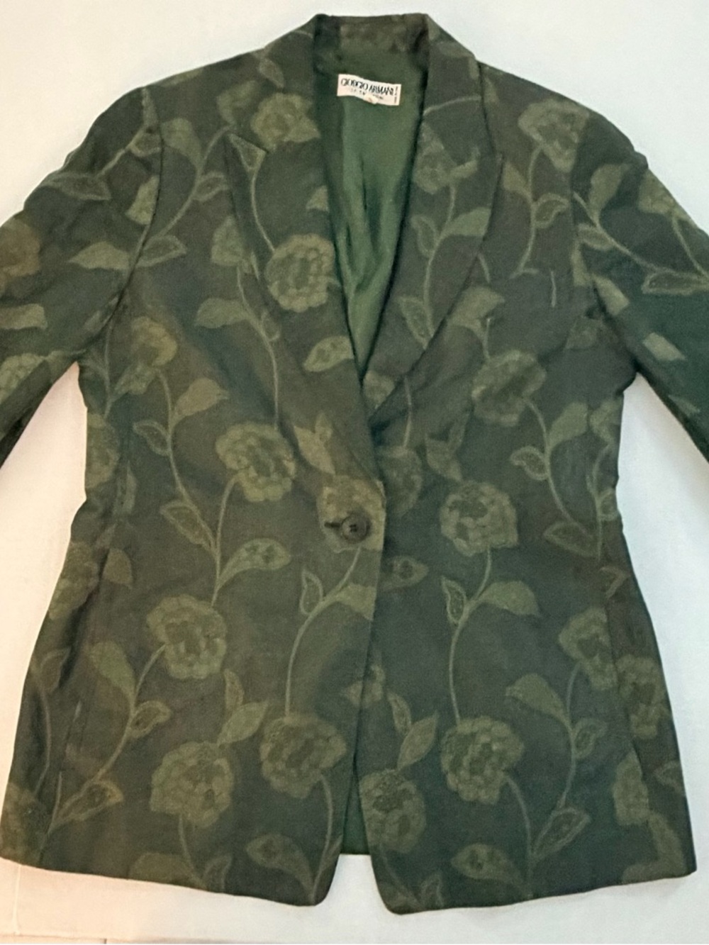 Vintage Giorgio Armani Le
Collezioni Green Floral Silk
Blend Blazer Size 6